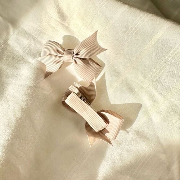 Light beige color mini hair bows - for women, babies, dogs, or cats - Picture 2 of 2